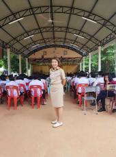 นางสาวปิยะพร พิเนตรเสถียร